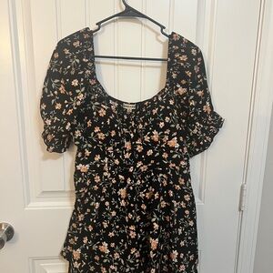 Floral Black Dress with Puff Sleeves